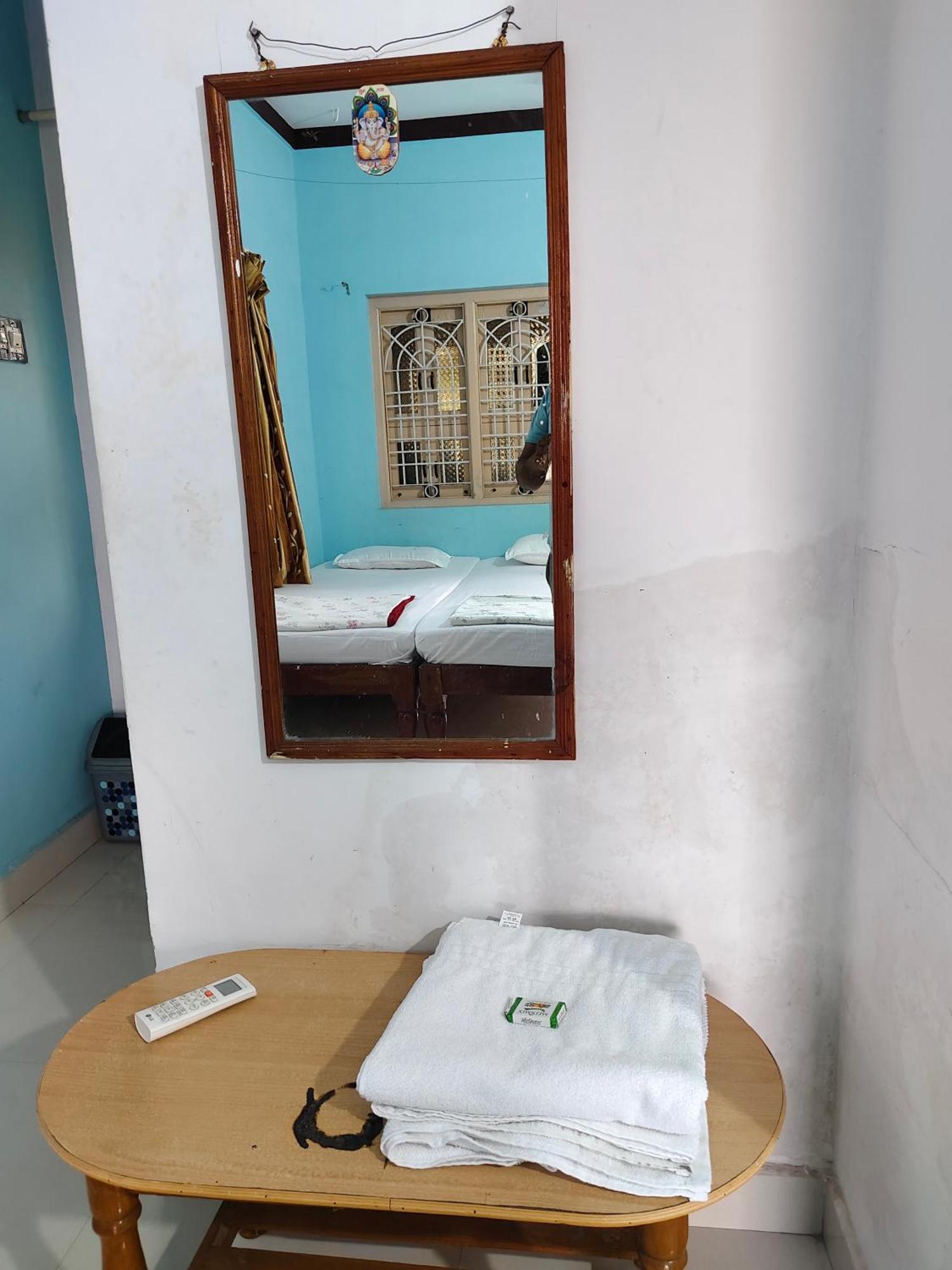 Magic Rock Villa Hospet Exterior photo